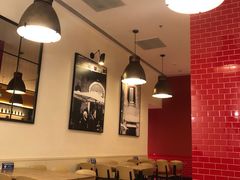 -城市大道红炉披萨烘焙坊