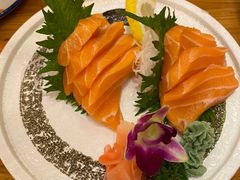 三文鱼刺身-桃太郎创作料理(大坪店)