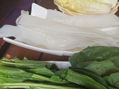 -亿诣蝎府炸酱面羊蝎子火锅(酷车小镇店)