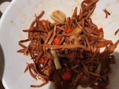 -江渔儿酸菜鱼·拔草餐厅(虎门君乐汇店)