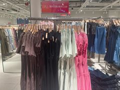 -URBAN REVIVO(北京斯普瑞斯奥特莱斯店)