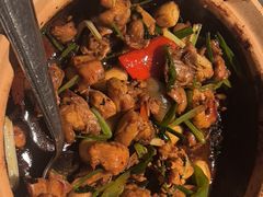 -八府香鸭·啫啫煲(华山路店)