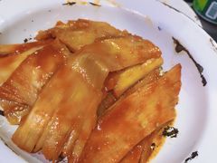 牛板筋-马路牙子烧烤音乐酒馆(望京店)