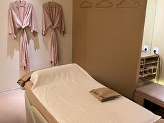 -左右Massage/Spa(长寿路店)