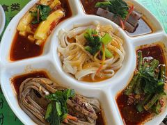 -令氏家外家周秦食府(高新店)