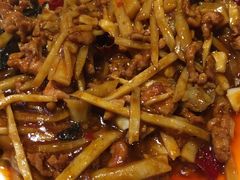 -鑫小城故事·砂锅·排骨藕汤(兴业路店)