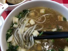 熬足8小时牛肉汤泡-西贝莜面村(上海百联西郊店)