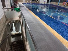 -向东体育豪廷游泳馆