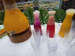 鲜榨果汁-半岛听涛蒸汽海鲜自助(K11店)