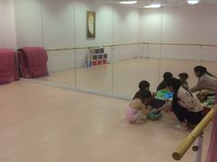 -艺彩童馨舞蹈培训学校(西湖道校区)