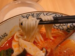 -俏凤凰(美林M·LIVE天地东座店)