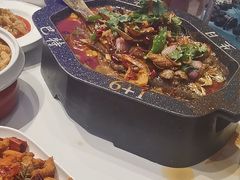 -巴特餐饮6加1音乐餐吧·新疆菜