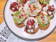 草莓忌廉华夫饼-BE BRIGHT KITCHEN(正佳广场店)