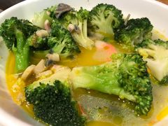 -哇蛙牛功夫面渝都料理(龙阳广场店)