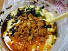 豆腐脑-西街夜油条·麻团包乌饭