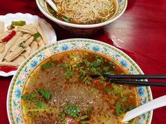 -金杨拉面王小吃面馆·牛三宝面·红烧牛肉粉