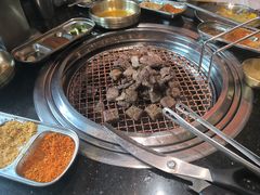 -韩烧牛中牛·甄选黑牛烤肉(黑金店)