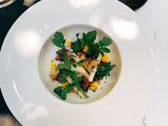 烤牛肉核桃梨泥烟熏蛋黄-Ocean's Table 欧舍
