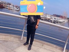 -东港音乐喷泉广场