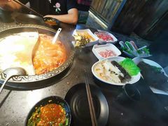 -锅说大脸毛肚重庆老火锅(佐阾店)