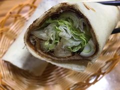 煎饼卷大葱-老济南民间小吃·传统鲁菜(芙蓉街店)