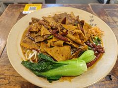 -方铲铲·成都板凳面(滨江银泰店)