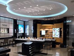 -Chanel(德基广场店)