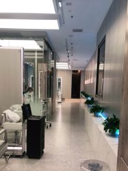 -PE SALON