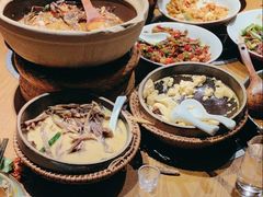 柴火稻草鱼-吃饭皇帝大(长宁龙之梦店)