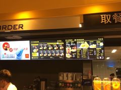 -麦当劳(世界城广场店)