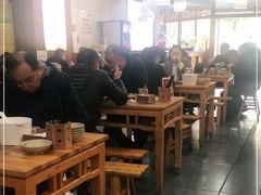 大堂-饭饱香土碗菜(新科店)