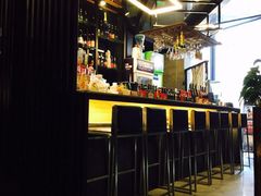 -HIHE Bistro·Oyster Bar(华熙live店)