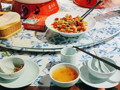 -卢大鲜鱼头捞饭(美利广场店)
