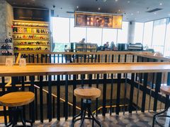大堂-星巴克臻选(湖滨道店)