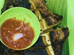 -明记烧鱼美味店