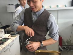 -UNI UNI(环亚凯瑟琳店)