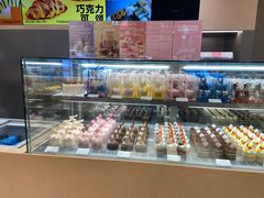 面包甜点陈列柜-好利来(大兴龙湖时代天街店)