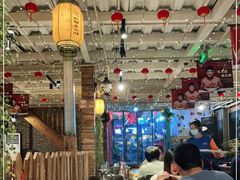 大堂-三个大叔烤羊肉串·炭炉砂锅菜(西三旗店)