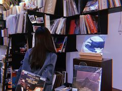 -黑胶星球(华发中城商都店)