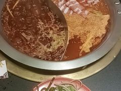-沸炉重庆老火锅(军事博物馆店)