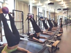 -无界瑜伽普拉提