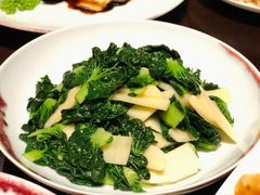 冬笋炒塔菜-杭州西子湖四季酒店·金沙厅