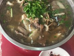 -谢老五跷脚牛肉·非遗传承店