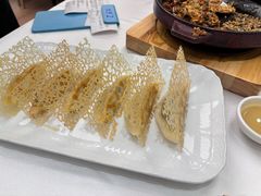 虾爬子锅贴-品海楼·大连海胆锅贴馆(东港店)