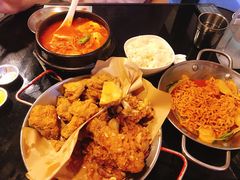 韩式嫩豆腐汤-富乐满韩国正宗炸鸡韩国料理(虹泉路店)