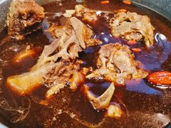 -亿诣蝎府炸酱面羊蝎子火锅(酷车小镇店)