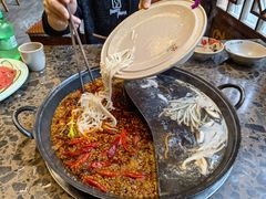 -椒香城门口老火锅(长寿路店)