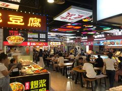 门面-八一路好吃街(雨田商务大厦店)