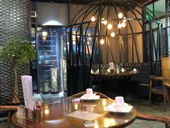 大堂-粤色·老广州茶餐厅(河南商会大厦店)