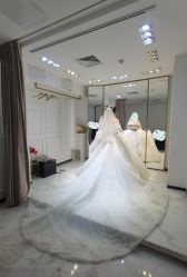 点击看大图 -GRACE KELLY婚纱与礼服(北京店)